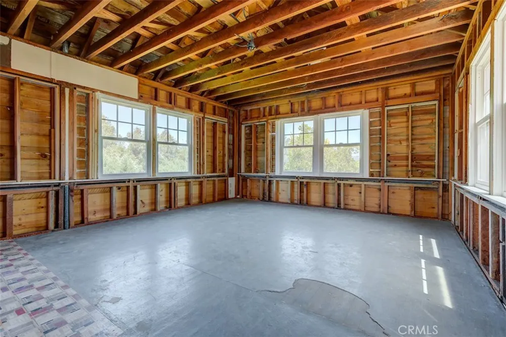 1096 Middlehoff Oroville, CA 95965