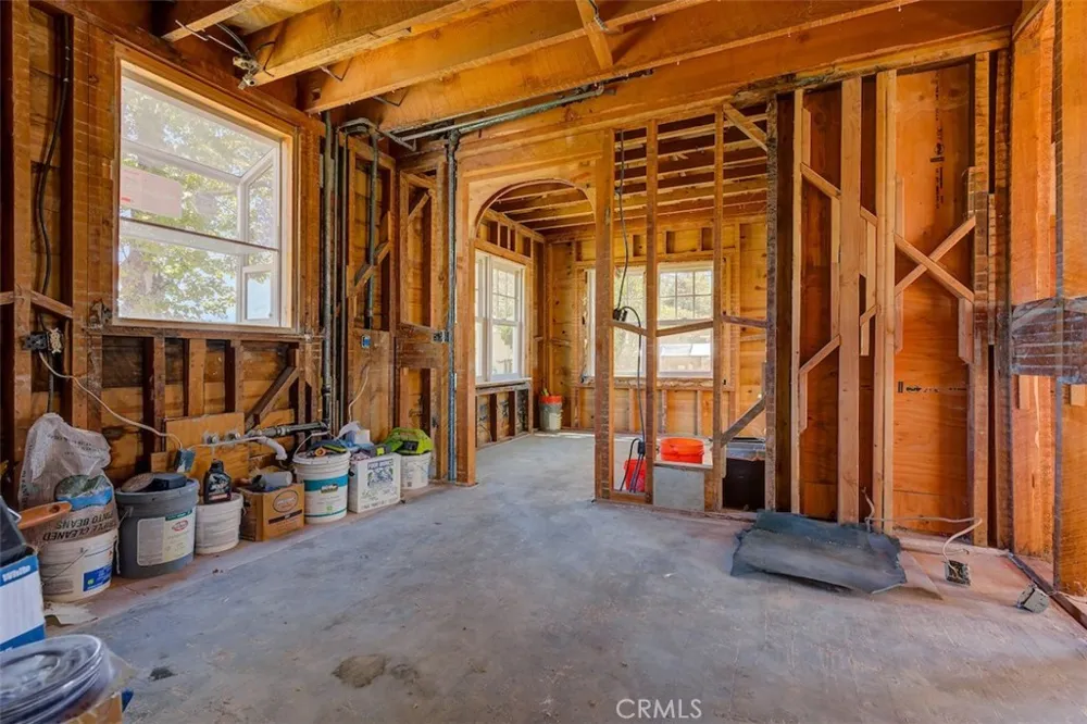 1096 Middlehoff Oroville, CA 95965