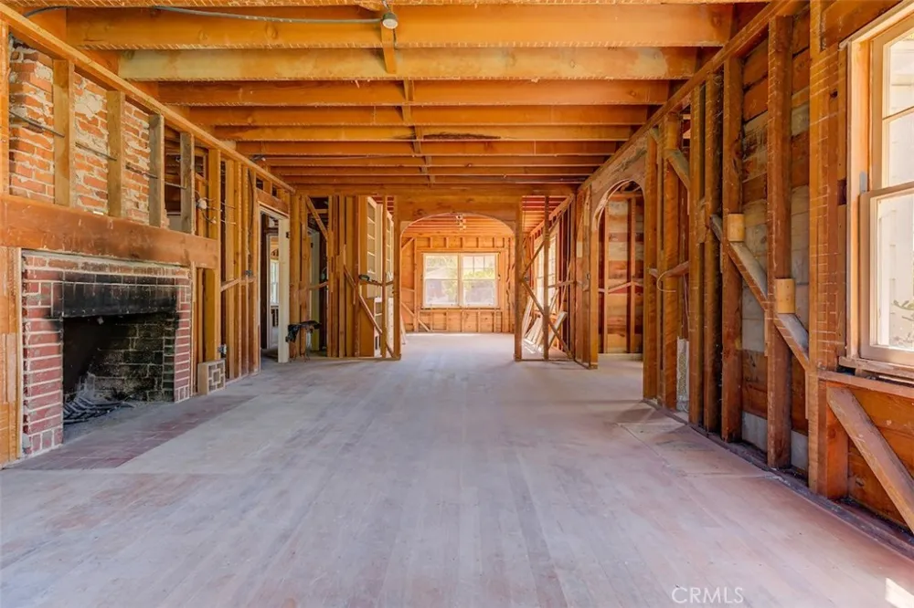 1096 Middlehoff Oroville, CA 95965