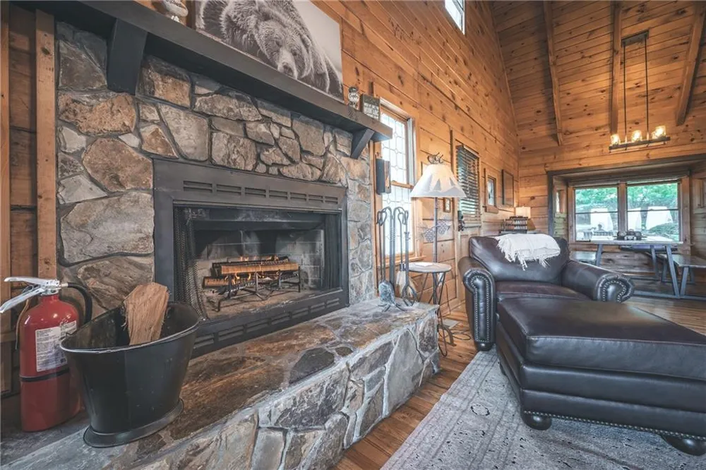 88 Down Yonder Road Morganton, GA 30560
