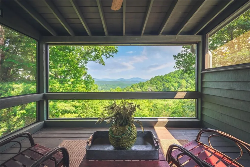 88 Down Yonder Road Morganton, GA 30560
