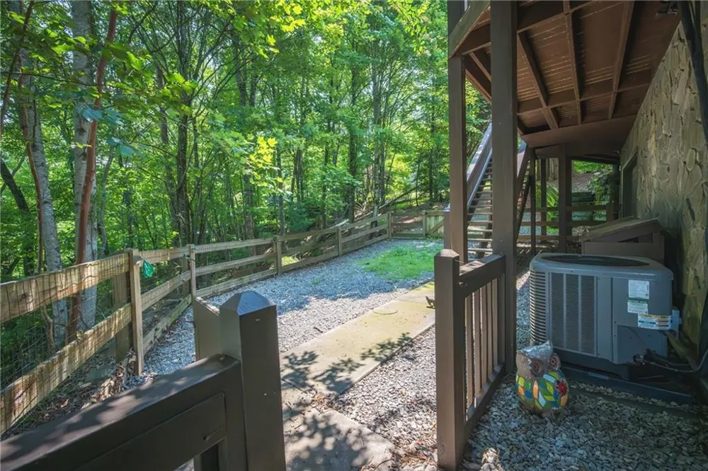 88 Down Yonder Road Morganton, GA 30560