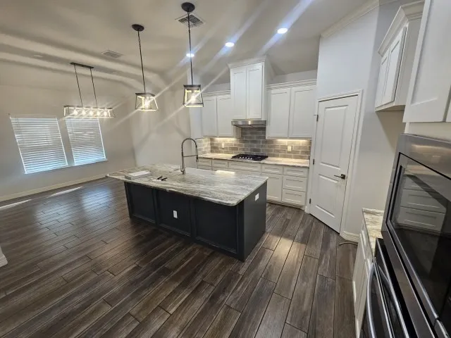 11526 Willowood Creek Drive Corpus Christi, TX 78410