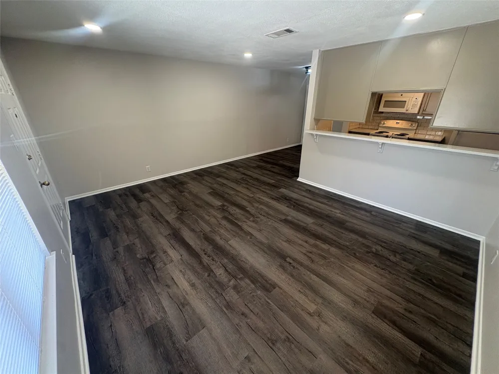 904 Austin Street Denton, TX 76201