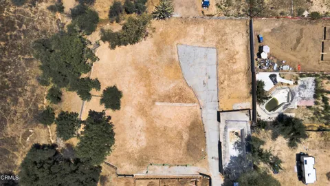 575 W Loma Alta Drive