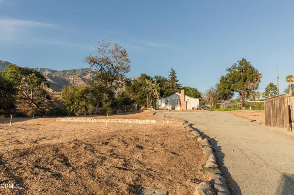 575 W Loma Alta Drive Altadena, CA 91001