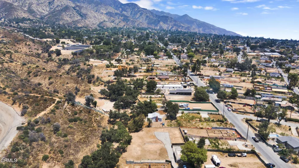 575 W Loma Alta Drive Altadena, CA 91001