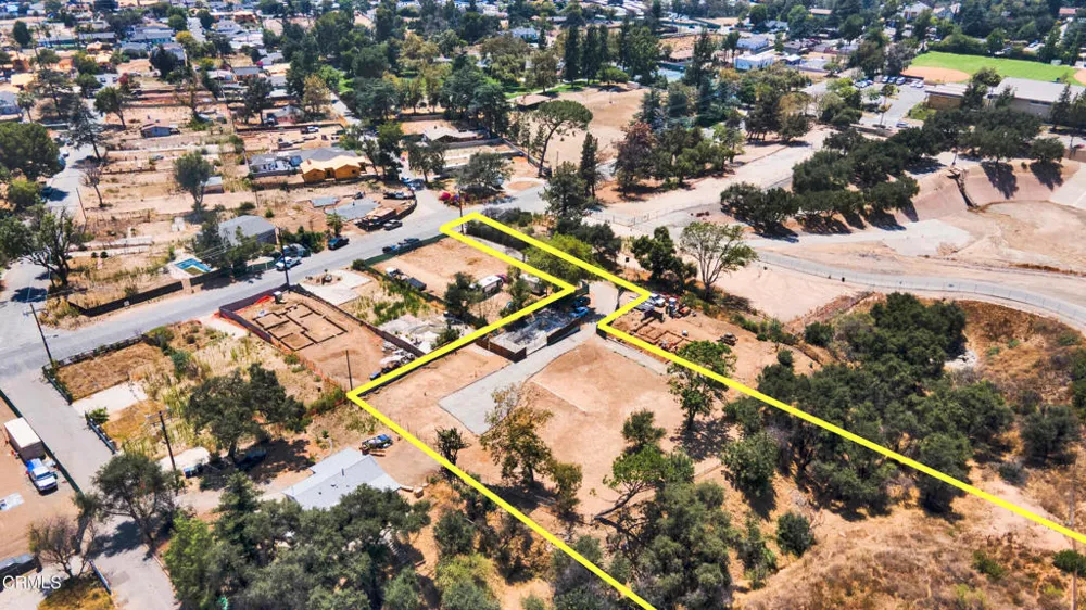 575 W Loma Alta Drive Altadena, CA 91001