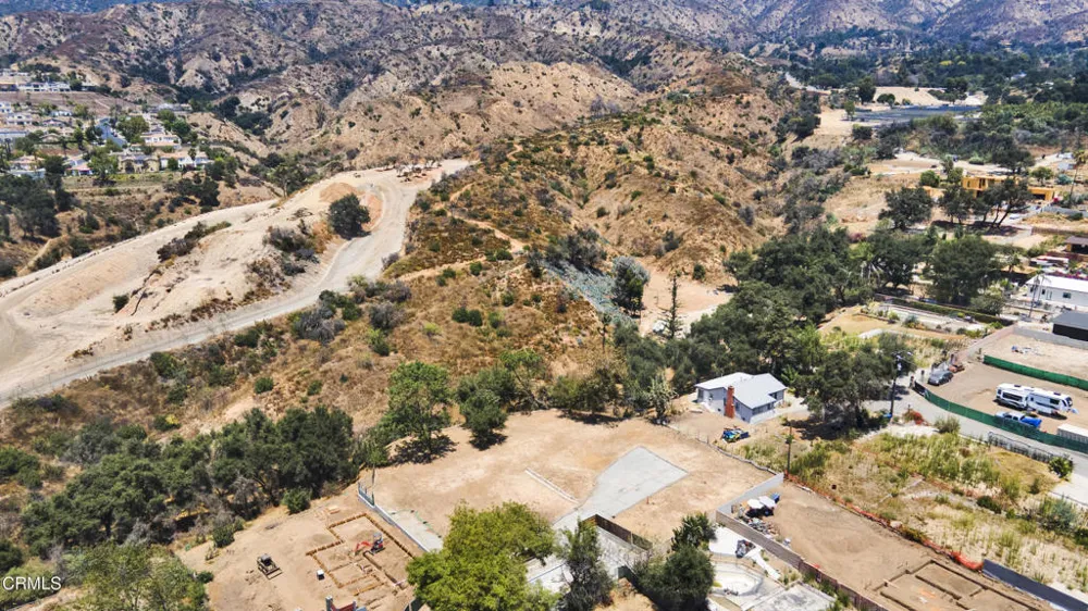 575 W Loma Alta Drive Altadena, CA 91001