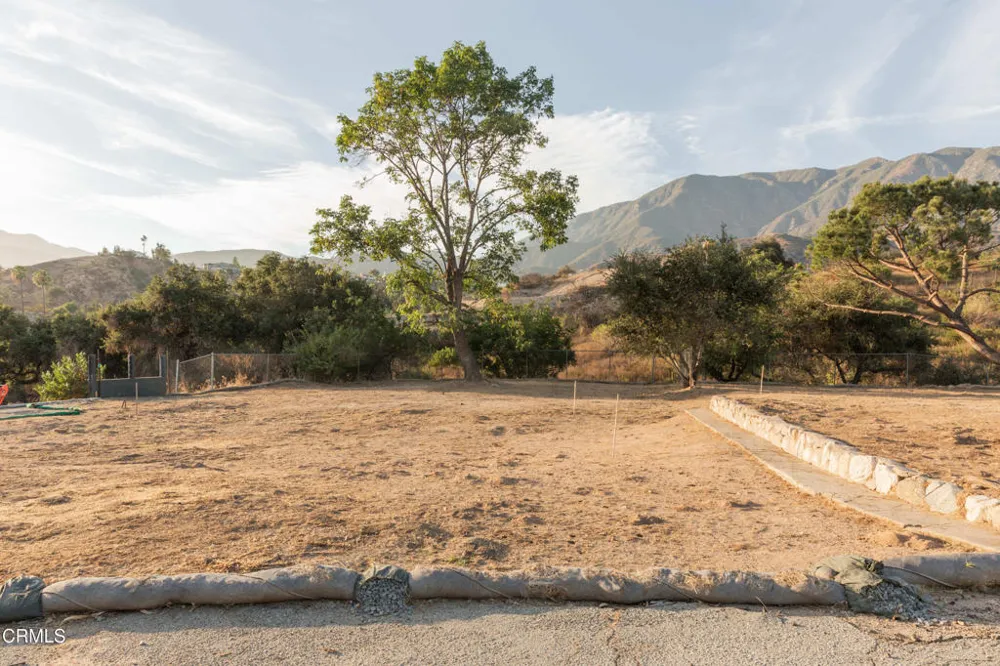 575 W Loma Alta Drive Altadena, CA 91001