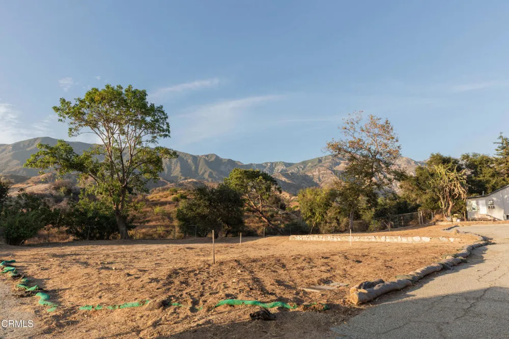 575 W Loma Alta Drive Altadena, CA 91001