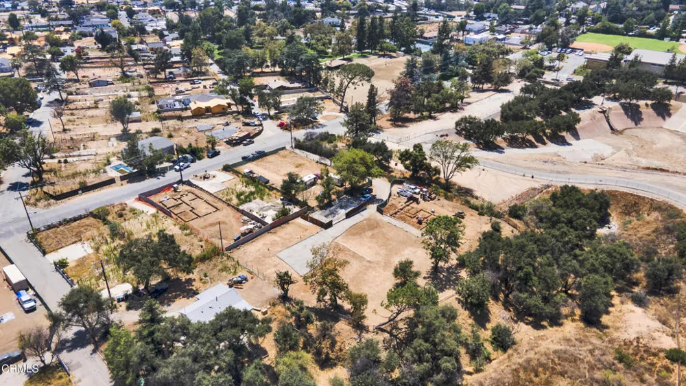 575 W Loma Alta Drive Altadena, CA 91001