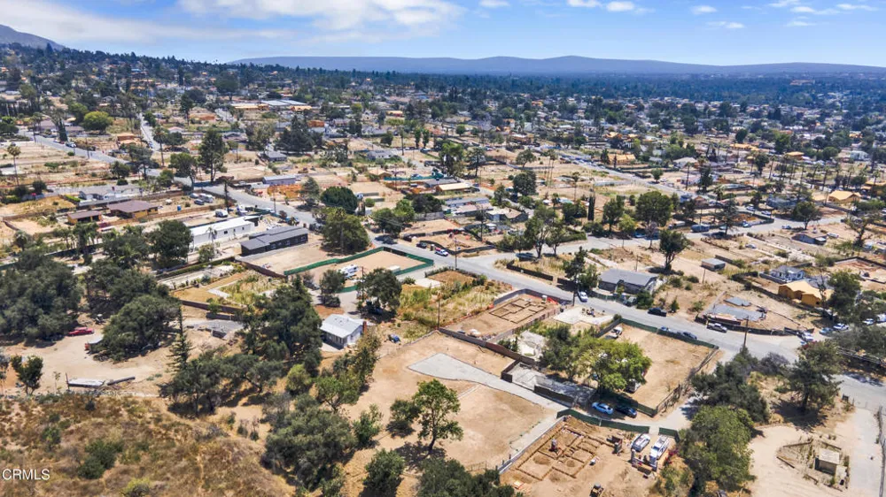 575 W Loma Alta Drive Altadena, CA 91001