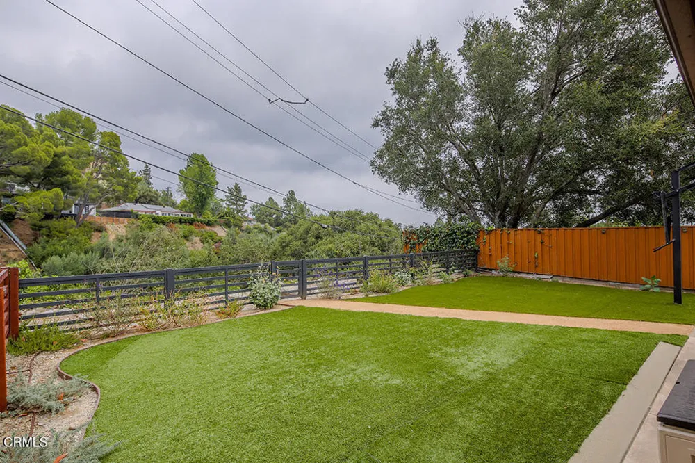 5432 Vista Del Arroyo Drive La Crescenta, CA 91214