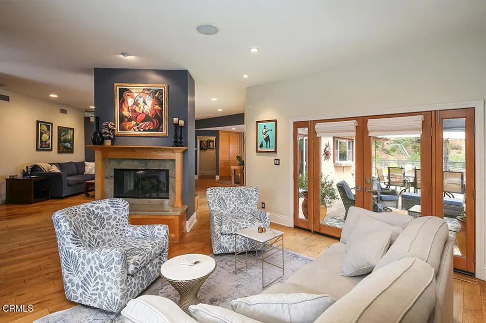 5432 Vista Del Arroyo Drive La Crescenta, CA 91214