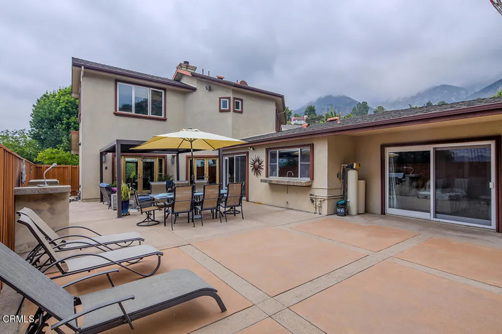 5432 Vista Del Arroyo Drive La Crescenta, CA 91214