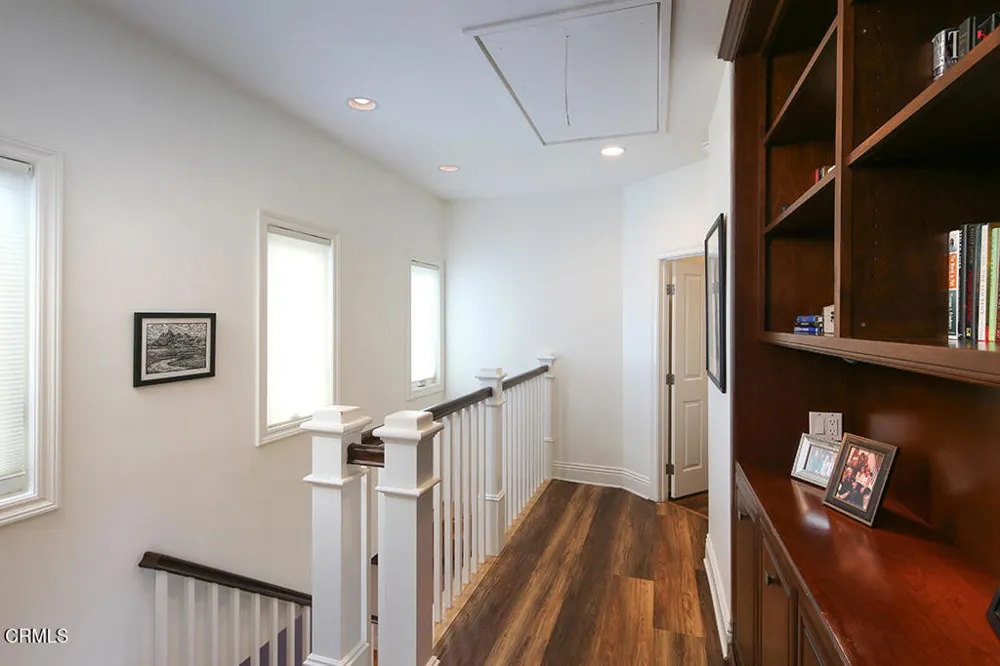 5432 Vista Del Arroyo Drive La Crescenta, CA 91214