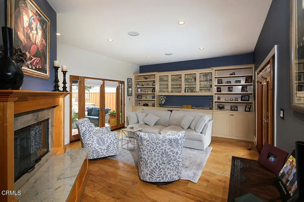 5432 Vista Del Arroyo Drive La Crescenta, CA 91214