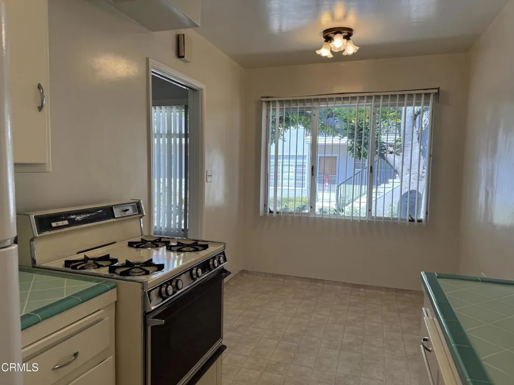 514 Linwood Avenue #B Monrovia, CA 91016