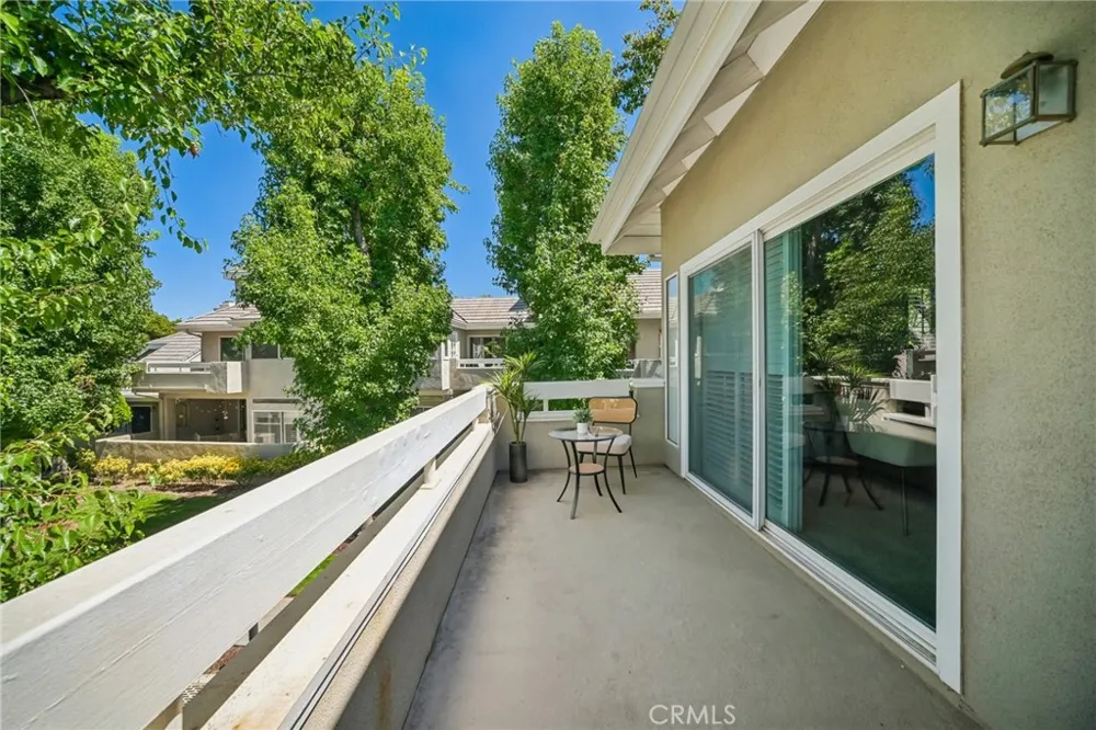 26107 Mcbean Valencia, CA 91355