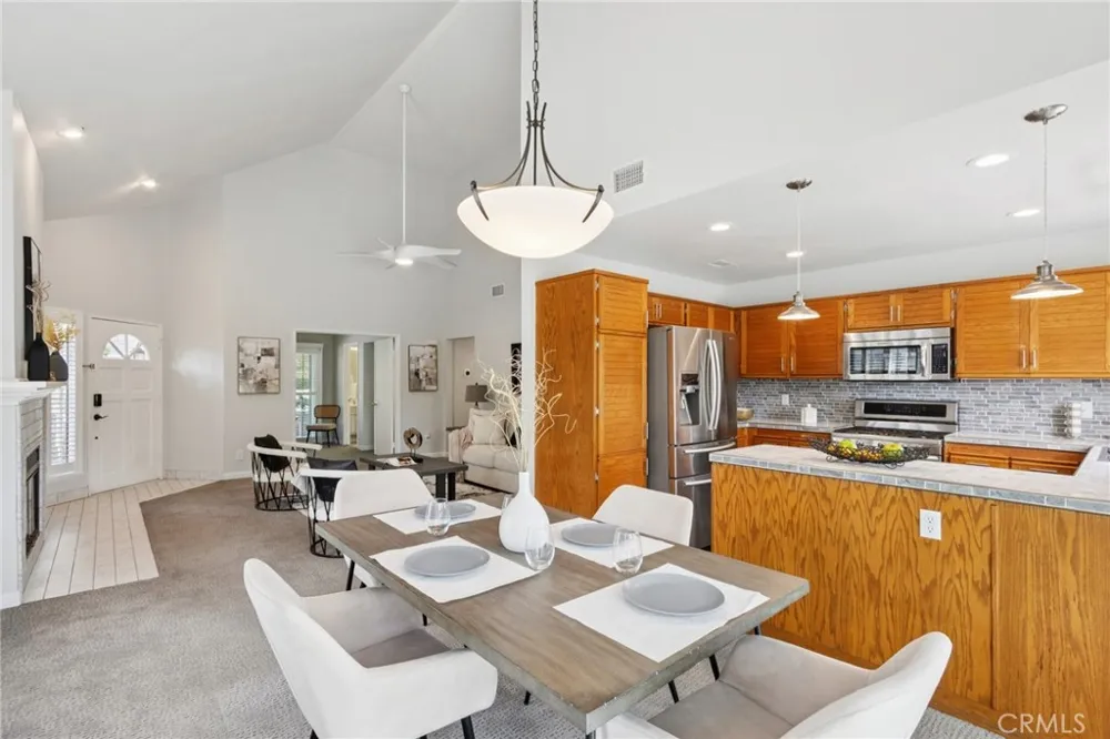 26107 Mcbean Valencia, CA 91355