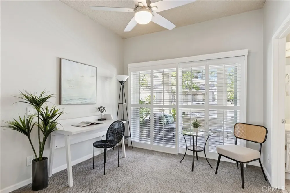 26107 Mcbean Valencia, CA 91355