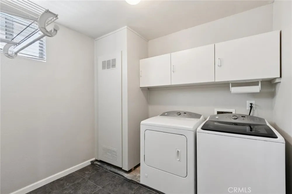 26107 Mcbean Valencia, CA 91355