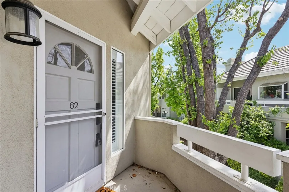 26107 Mcbean Valencia, CA 91355