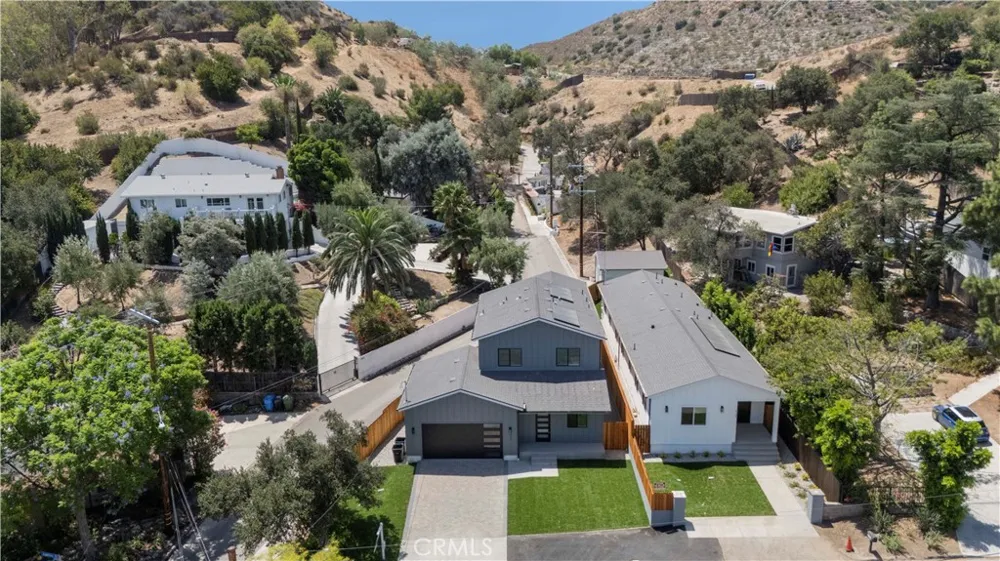 8734 Apperson Street Sunland, CA 91040