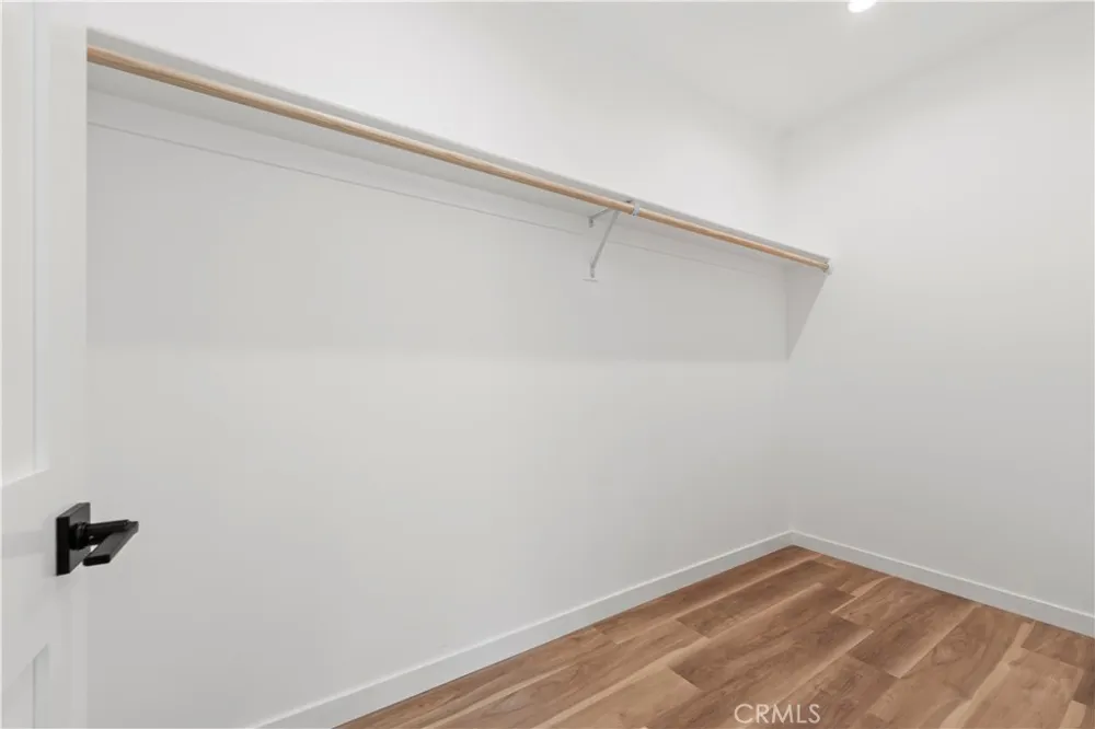 8738 Apperson Street Sunland, CA 91040