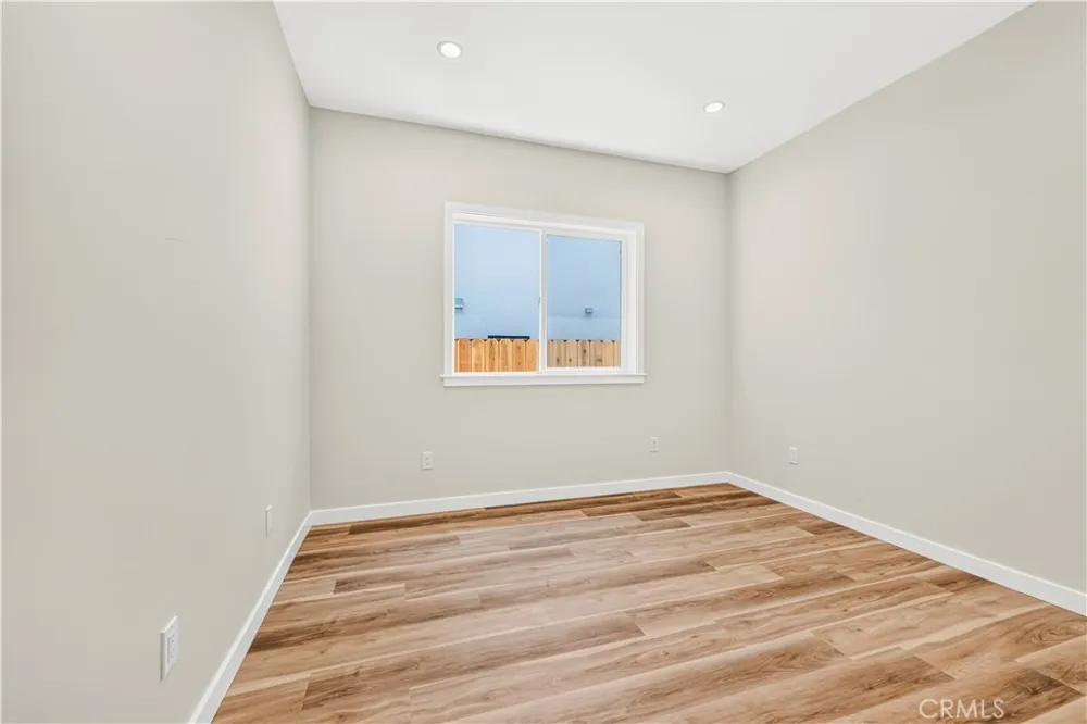 8738 Apperson Street Sunland, CA 91040