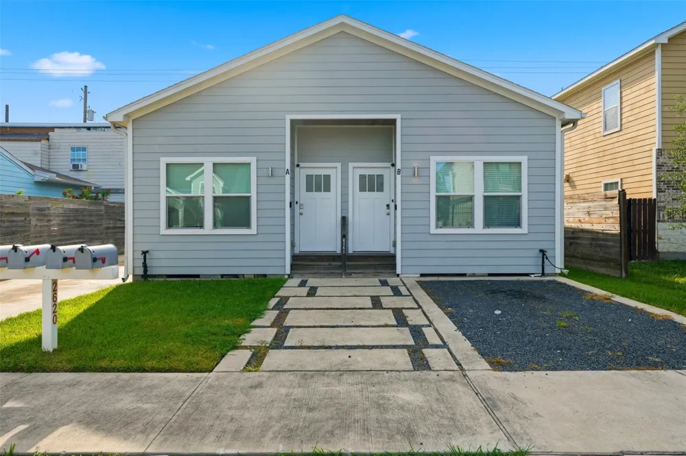 2620 Delafield Street #B Houston, TX 77023