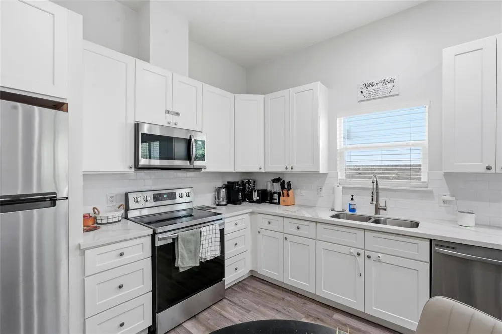 2620 Delafield Street #B Houston, TX 77023