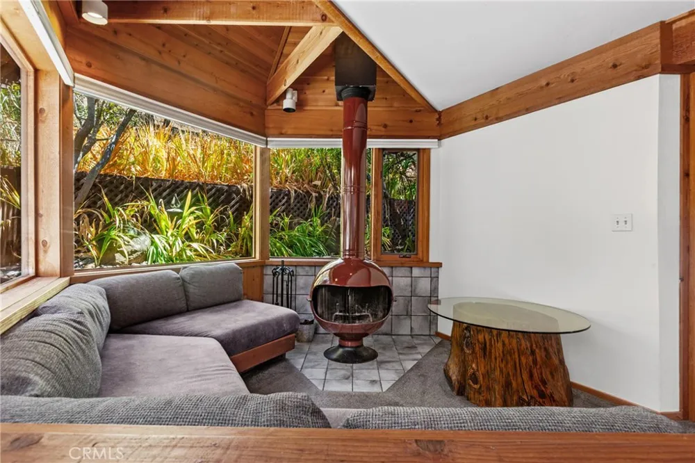 1608 Bradford Rd. Cambria, CA 93428