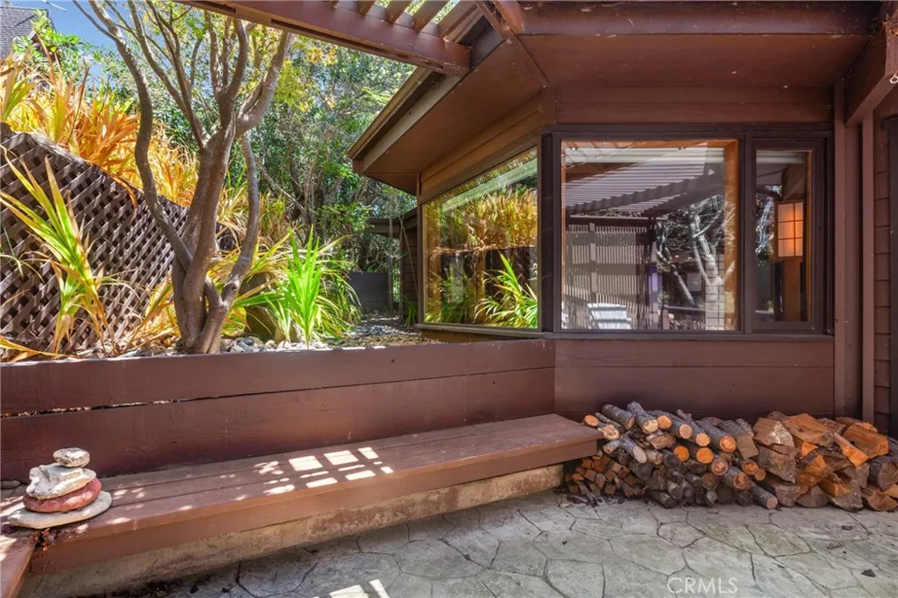 1608 Bradford Rd. Cambria, CA 93428