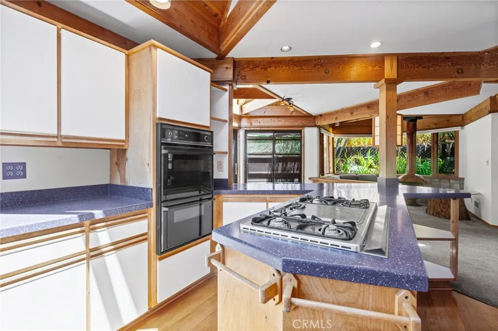 1608 Bradford Rd. Cambria, CA 93428