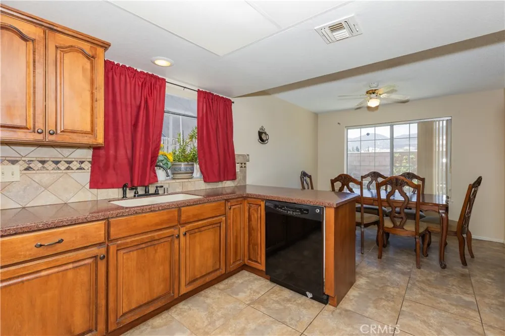 422 Sherwood Place Tehachapi, CA 93561
