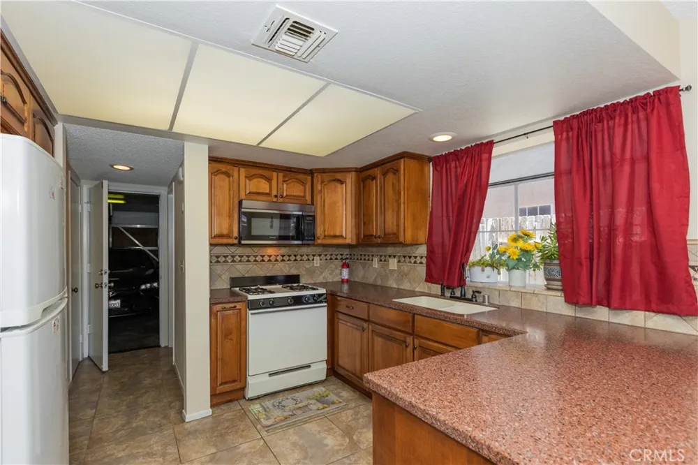 422 Sherwood Place Tehachapi, CA 93561