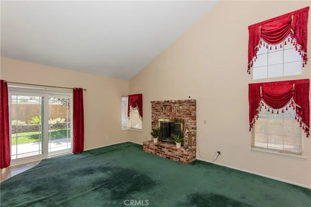422 Sherwood Place Tehachapi, CA 93561