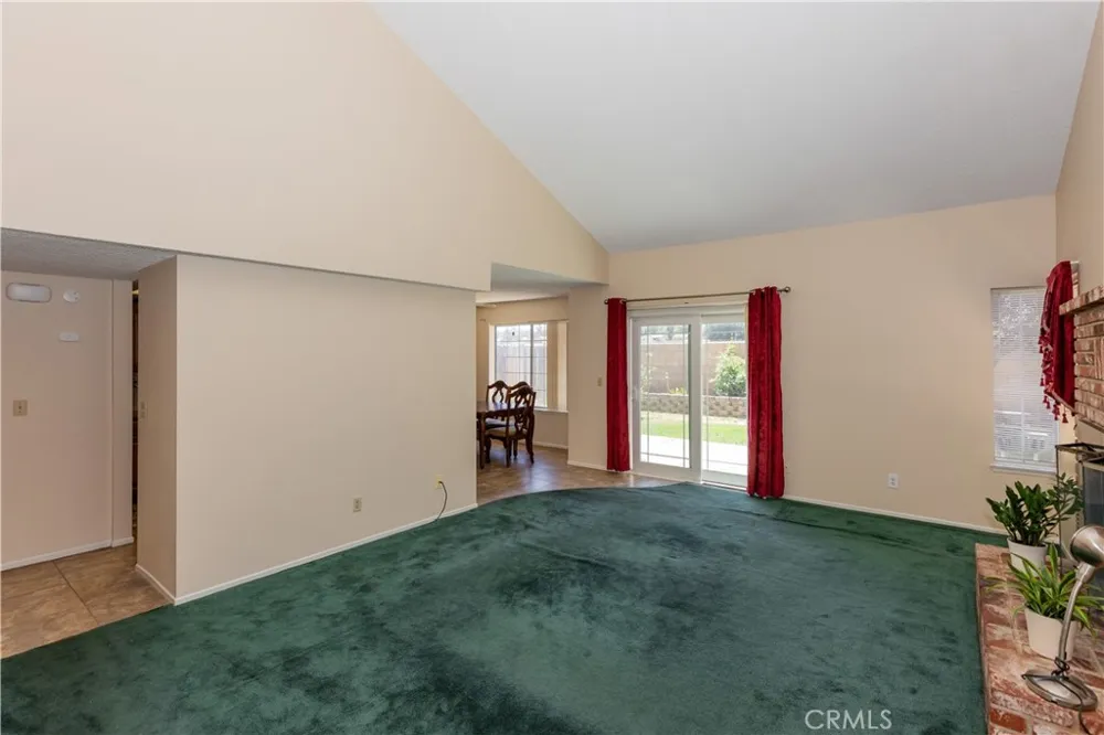 422 Sherwood Place Tehachapi, CA 93561