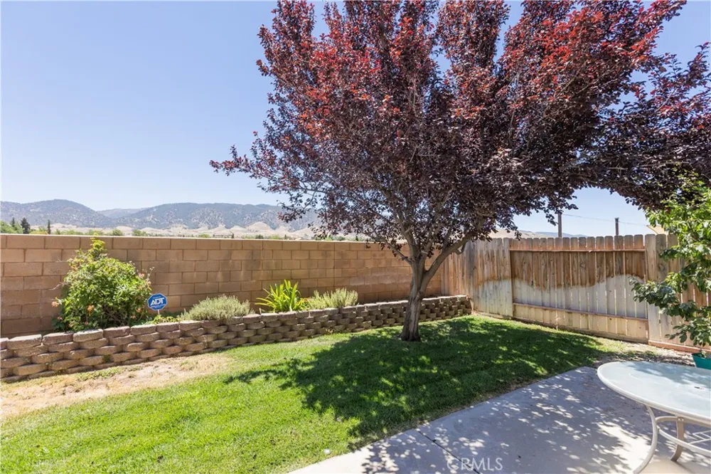 422 Sherwood Place Tehachapi, CA 93561