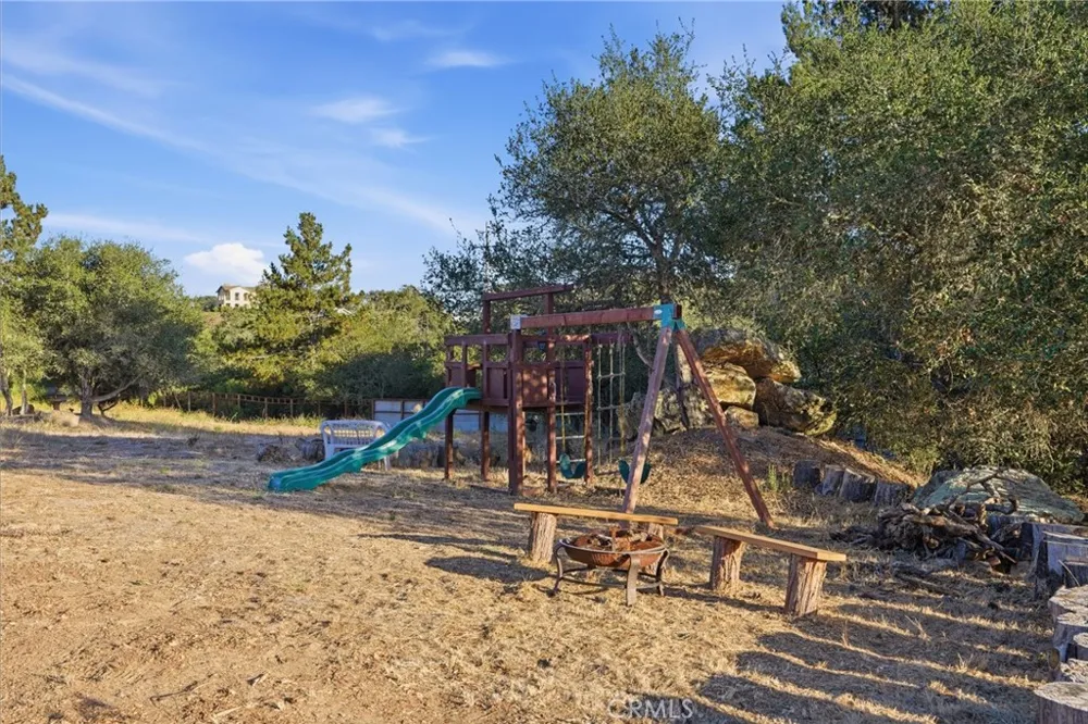 265 Broken Arrow Nipomo, CA 93444
