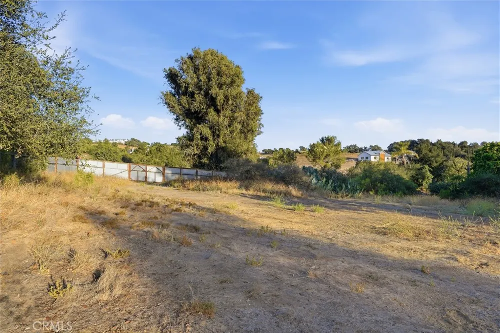 265 Broken Arrow Nipomo, CA 93444