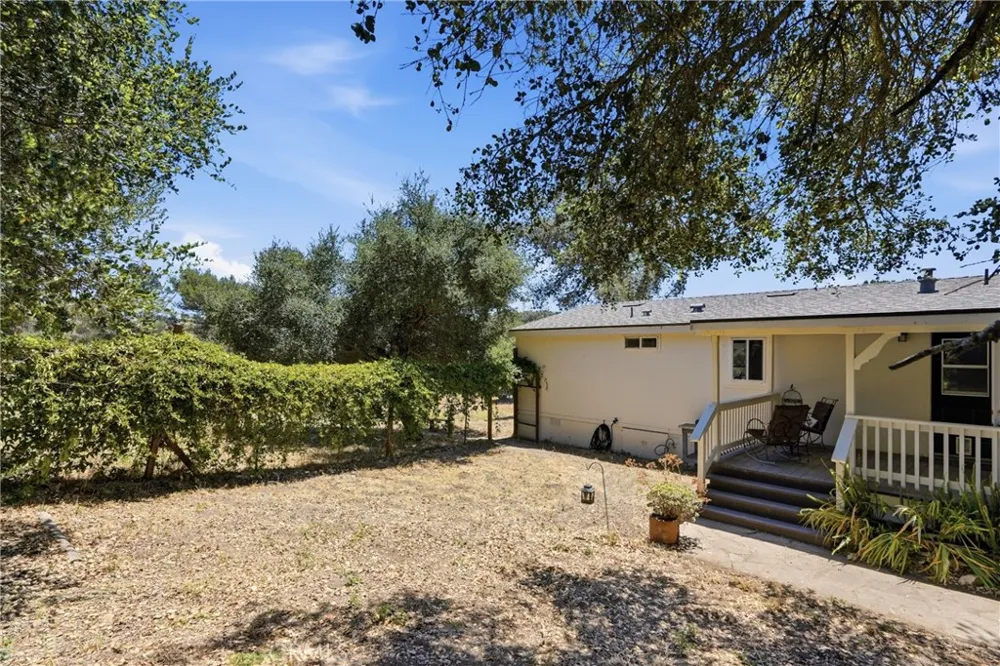 265 Broken Arrow Nipomo, CA 93444