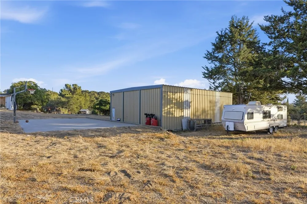 265 Broken Arrow Nipomo, CA 93444