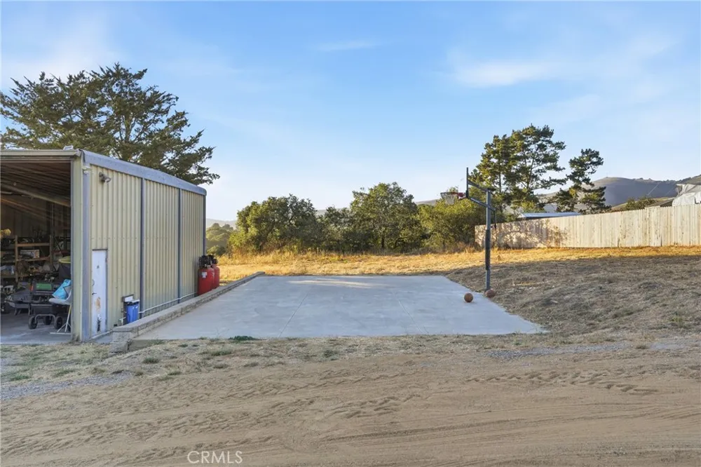 265 Broken Arrow Nipomo, CA 93444
