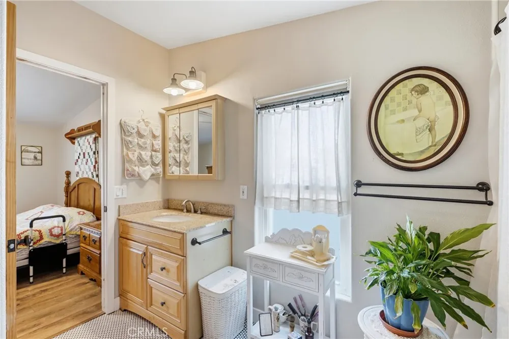 265 Broken Arrow Nipomo, CA 93444
