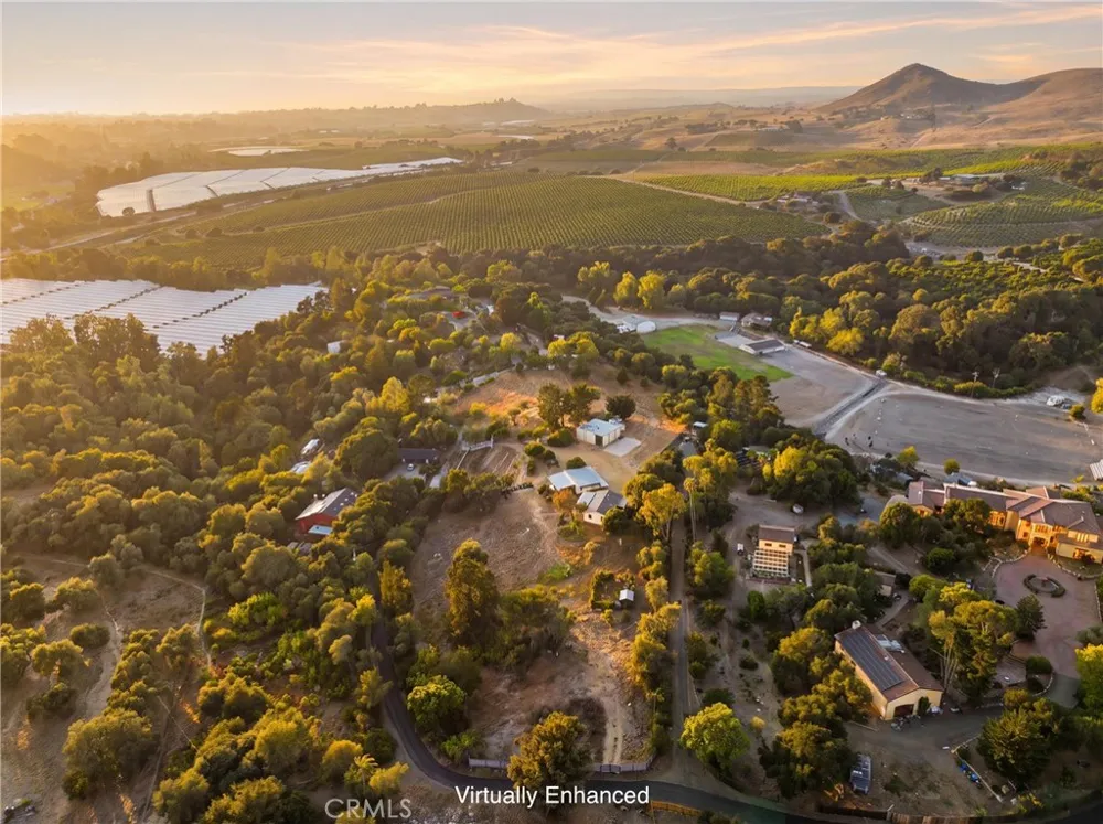 265 Broken Arrow Nipomo, CA 93444
