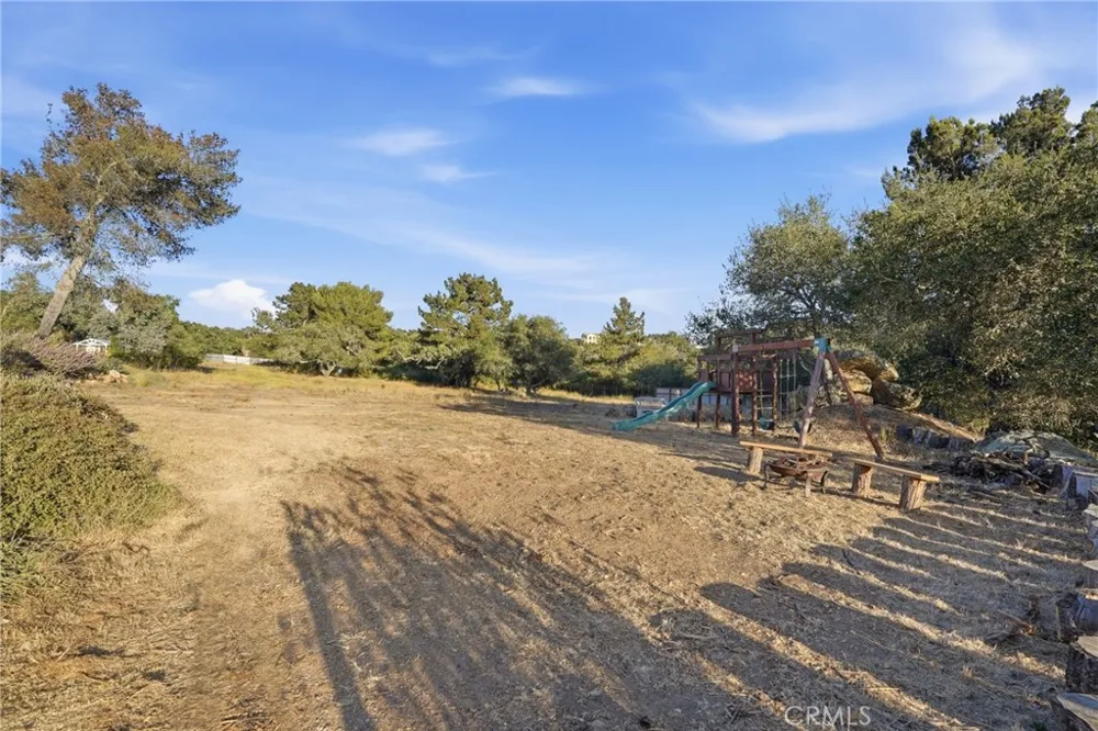265 Broken Arrow Nipomo, CA 93444