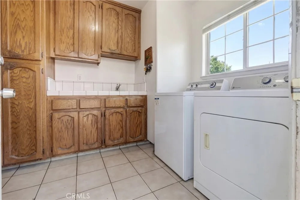14515 Houston Ave Hanford, CA 93230